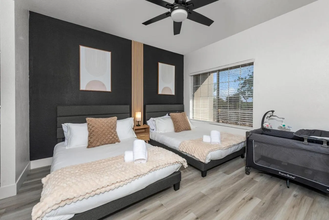 Scottsdale Getaway King Beds Pool Gym Apartment United States